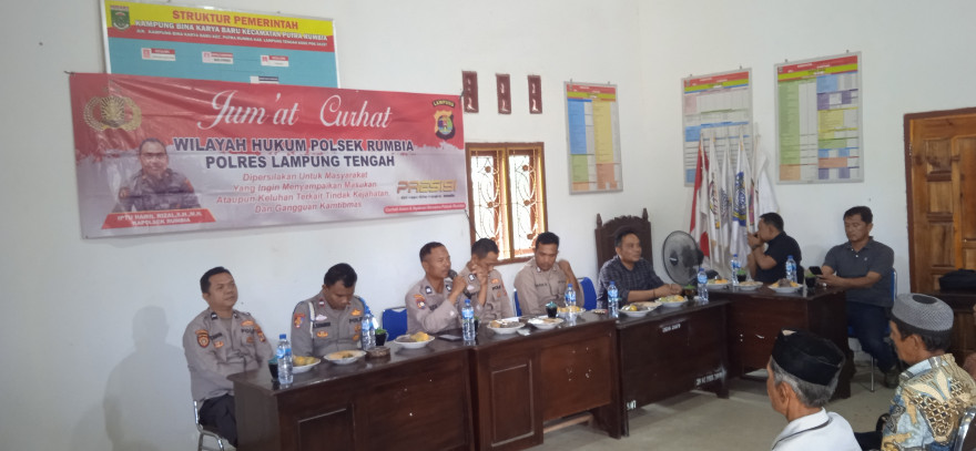 Album : JUMAT CURHAT WILAYAH HUKUM POLSEK RUMBIA POLRES LA